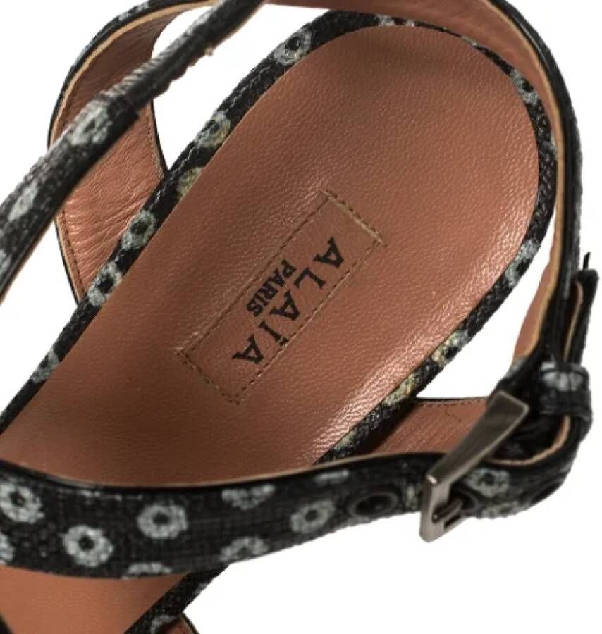 Alaïa Pre-owned Canvas sandals Black Dames