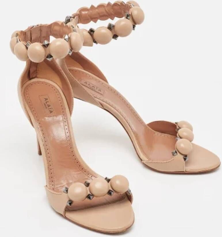 Alaïa Pre-owned Leather sandals Beige Dames