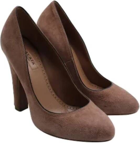 Alaïa Pre-owned Suede heels Brown Dames
