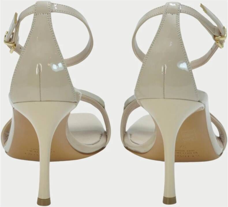 Albano Beige Patent Sandalen met Verstelbare Band