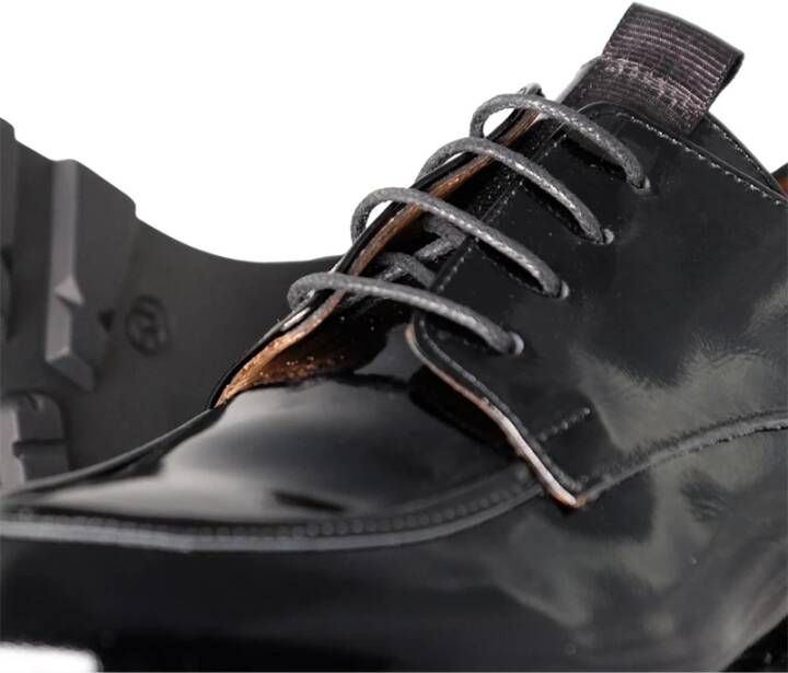 Albano Dames veterschoen van lakleer