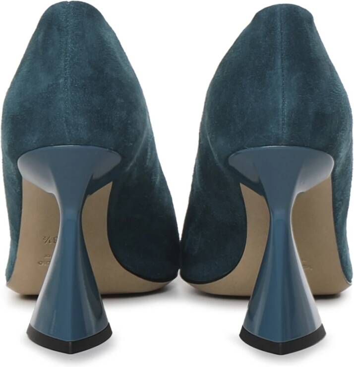 Alchimia Turquoise Suède Puntige Hak Decolleté Blue Dames