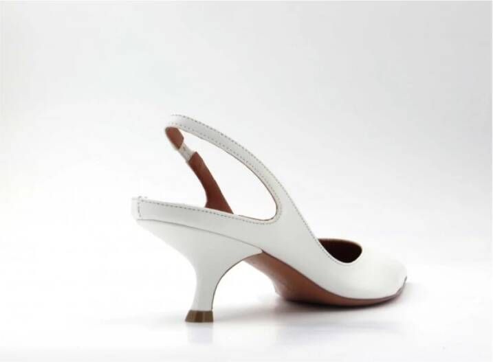 Aldo Castagna Wit leren Décolleté met 50mm hak White Dames