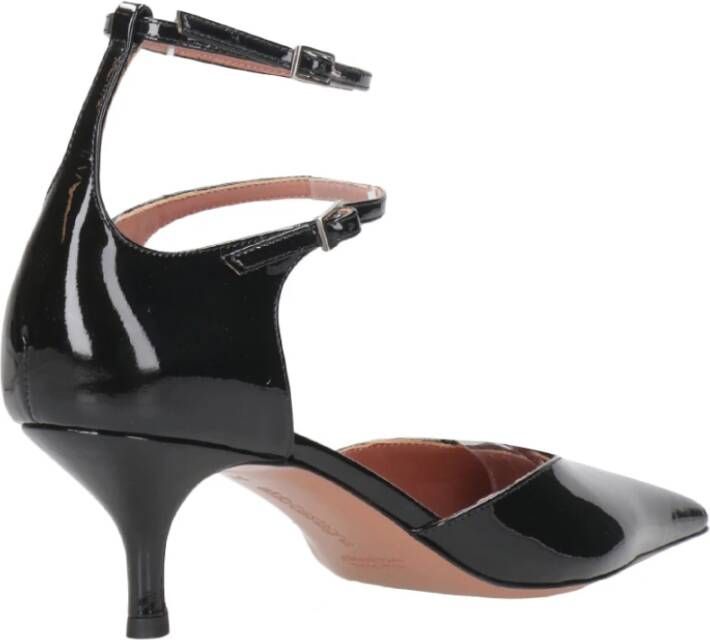 Aldo Castagna Zwarte Lakleren Puntige Hakken Black Dames