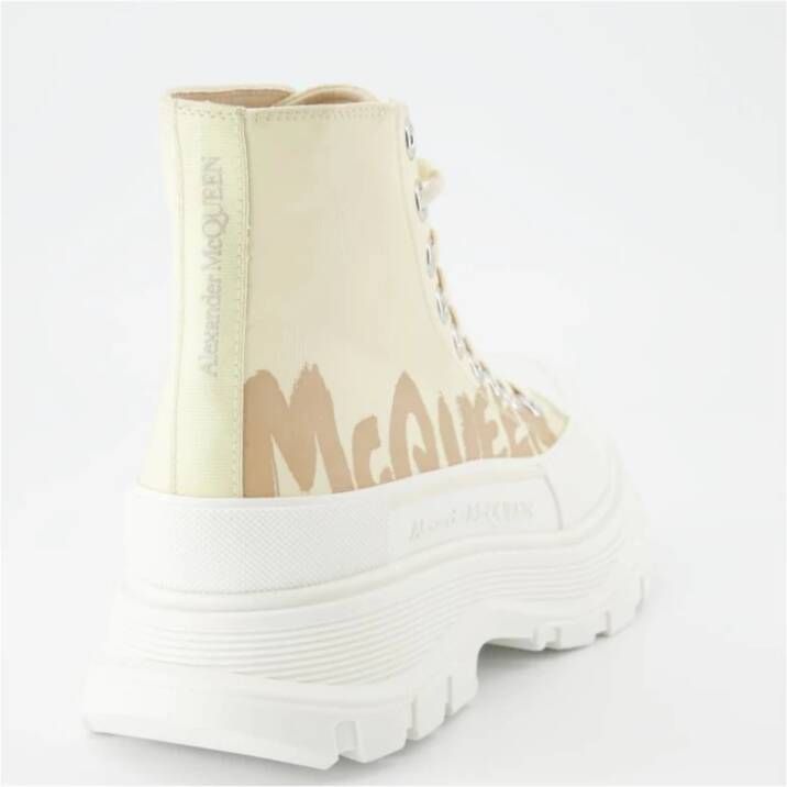 alexander mcqueen Tread Slick Graffiti Sneakers Beige Dames