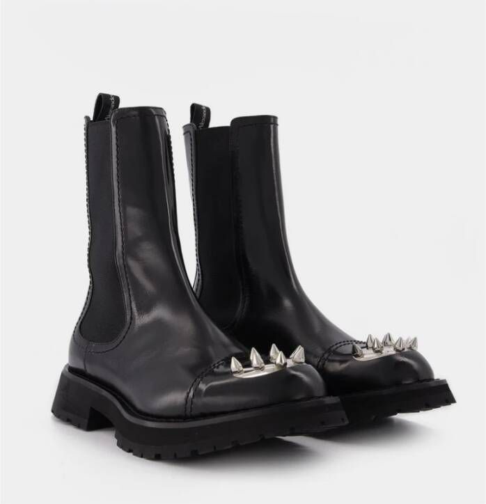 alexander mcqueen Zwarte Leren Enkellaarzen met Studs Zwart Heren