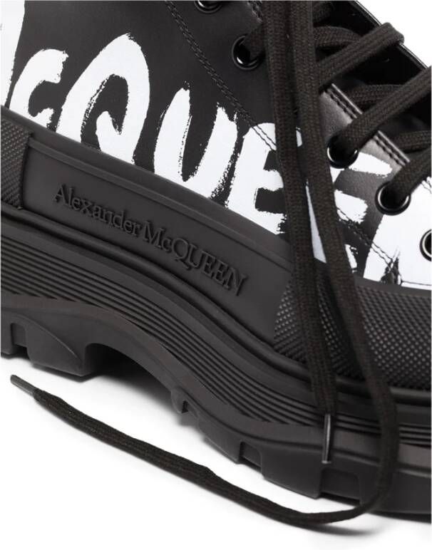 alexander mcqueen Zwarte Veterschoenen met Oversized Rubberen Zool Zwart Heren