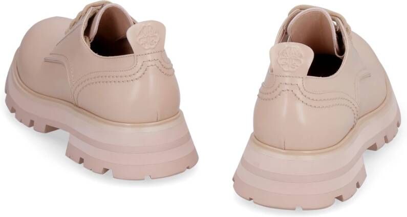 Alexander McQueen Leren Veterschoenen Ronde Neus