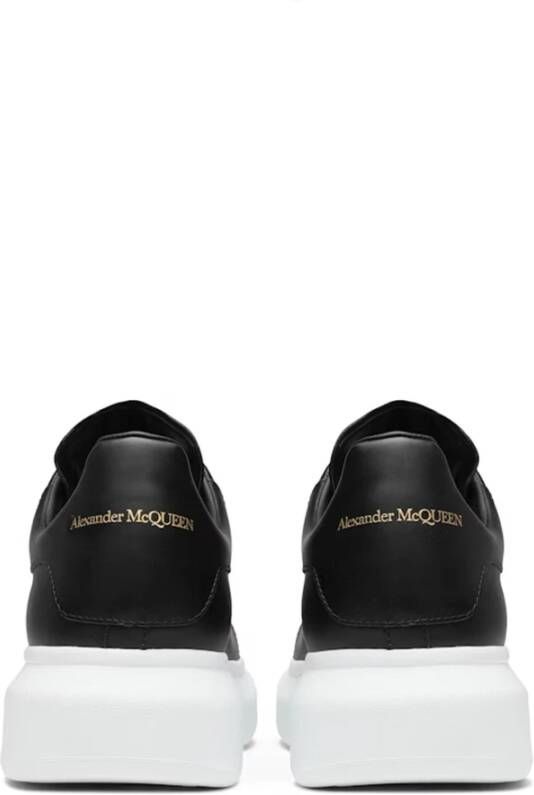 alexander mcqueen Luxe Leren Sneakers met Geperforeerd Detail Black Heren