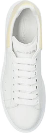 Alexander McQueen Oversized Damessneakers Baby Geel