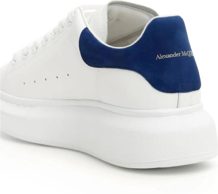 alexander mcqueen Oversized Leren Sneakers met Rubberen Zool White Dames