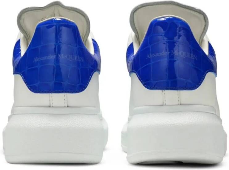 Alexander McQueen Oversized Sneaker Wit Ultramarijn