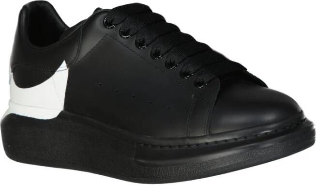 alexander mcqueen Oversized Sneakers met Geperforeerd Detail Black Heren