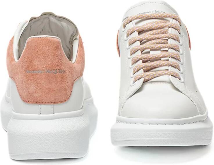 Alexander McQueen Oversized Sneakers Wit Poeder Roze