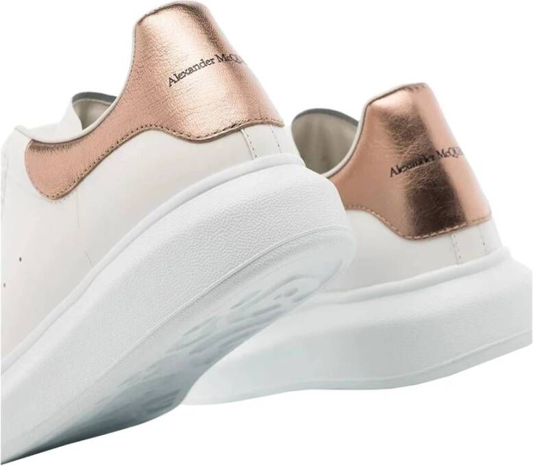 Alexander McQueen Parelroze Oversized Sneakers