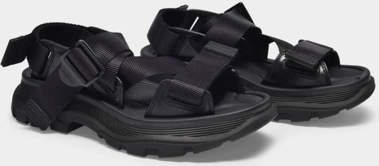 alexander mcqueen Zwarte Canvas Tread Sandalen Zwart Dames
