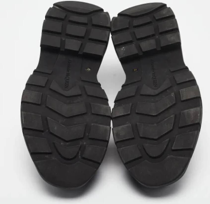 Alexander McQueen Pre-owned Canvas sneakers Black Dames