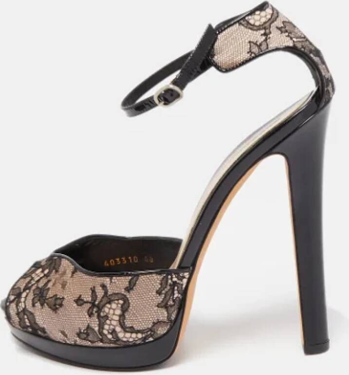 Alexander McQueen Pre-owned Lace sandals Black Dames