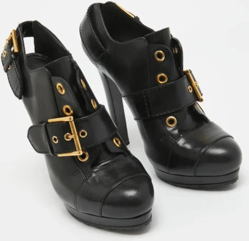 Alexander McQueen Pre-owned Leather boots Black Dames