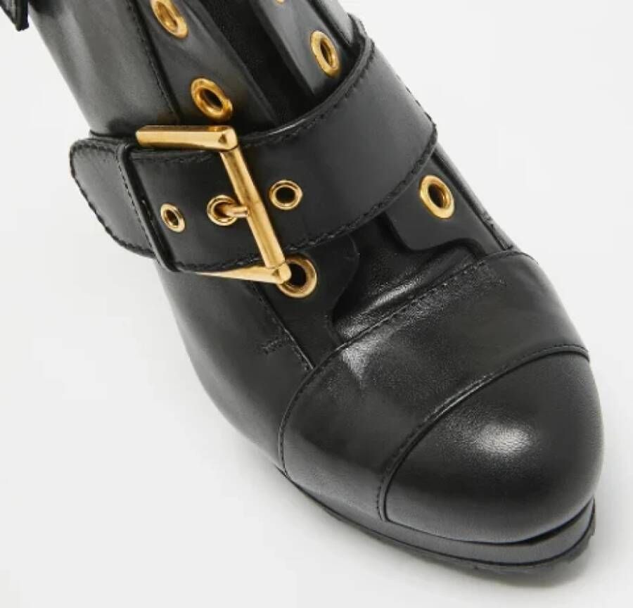 Alexander McQueen Pre-owned Leather boots Black Dames