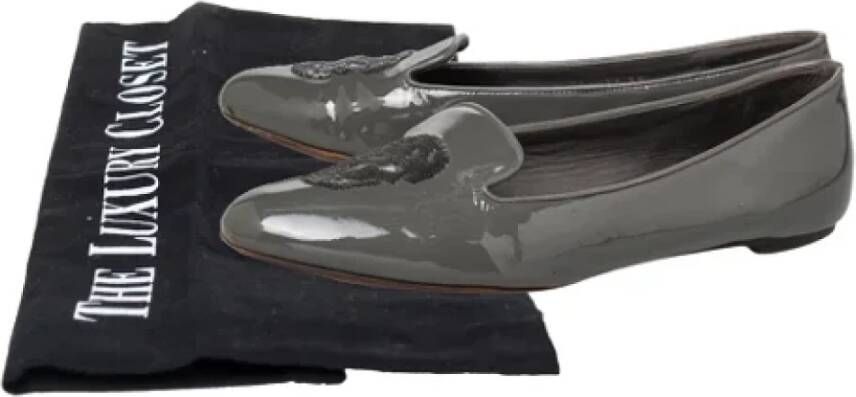 Alexander McQueen Pre-owned Leather flats Gray Dames