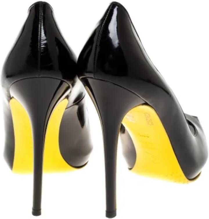Alexander McQueen Pre-owned Leather heels Black Dames