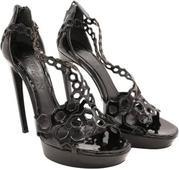 Alexander McQueen Pre-owned Leather heels Black Dames