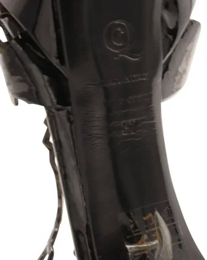 Alexander McQueen Pre-owned Leather heels Black Dames