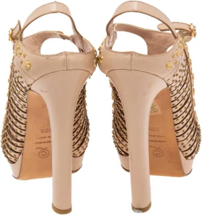 Alexander McQueen Pre-owned Leather sandals Beige Dames