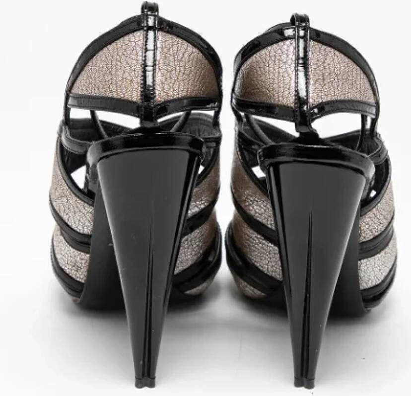 Alexander McQueen Pre-owned Leather sandals Black Dames