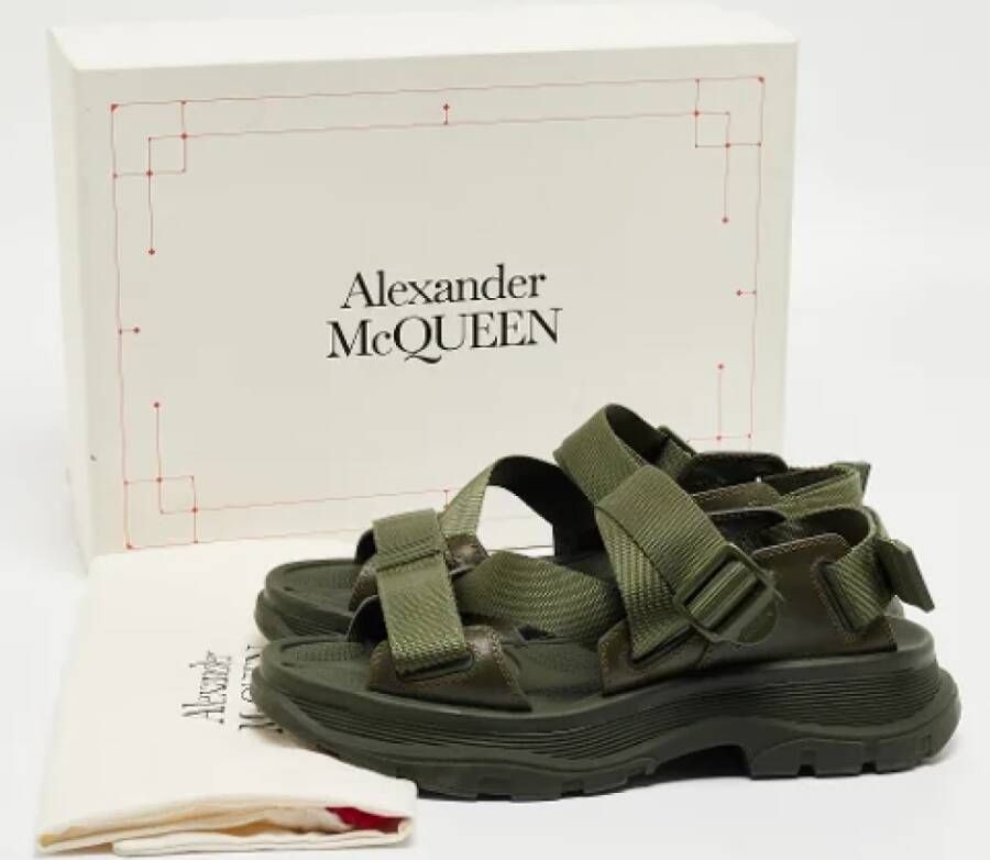 Alexander McQueen Pre-owned Leather sandals Green Heren