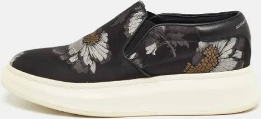 Alexander McQueen Pre-owned Leather sneakers Black Dames