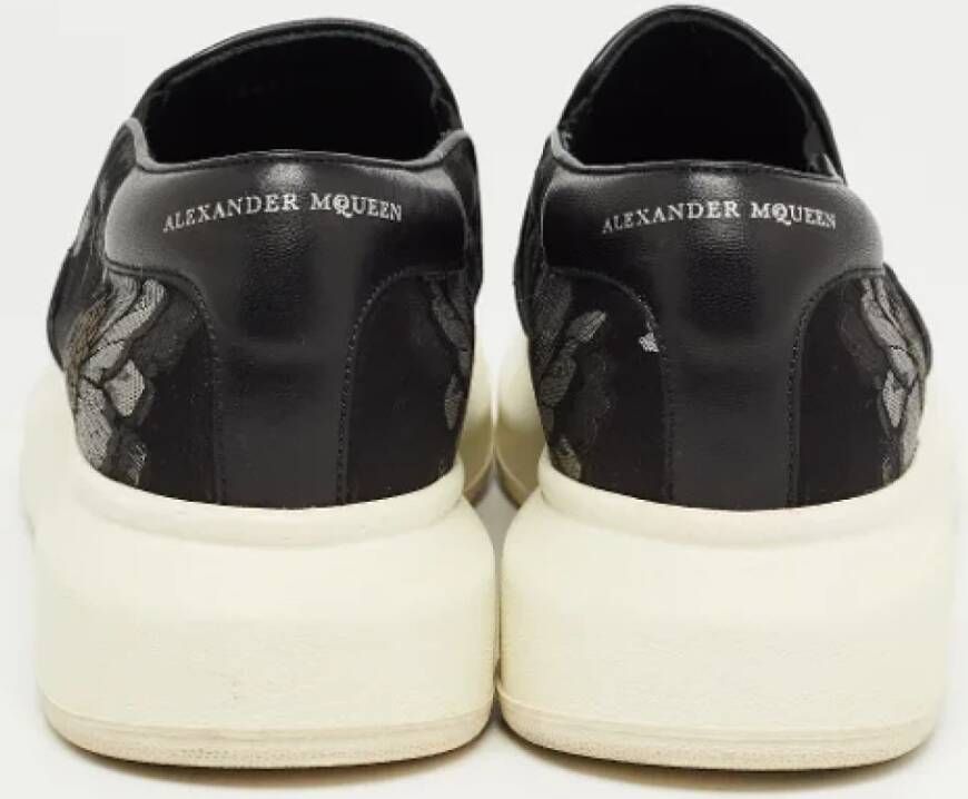 Alexander McQueen Pre-owned Leather sneakers Black Dames