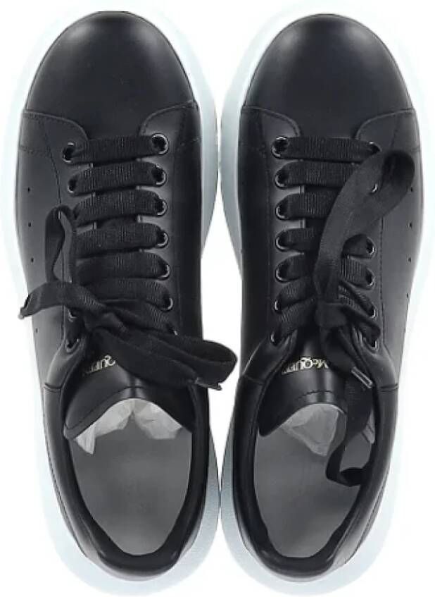 Alexander McQueen Pre-owned Leather sneakers Black Dames