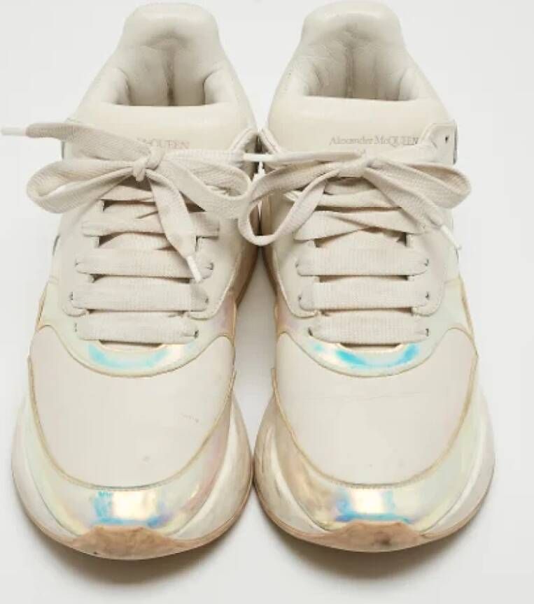 Alexander McQueen Pre-owned Leather sneakers White Dames