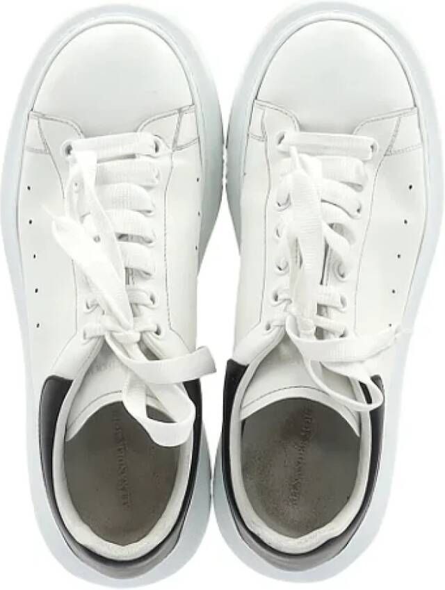Alexander McQueen Pre-owned Leather sneakers White Dames