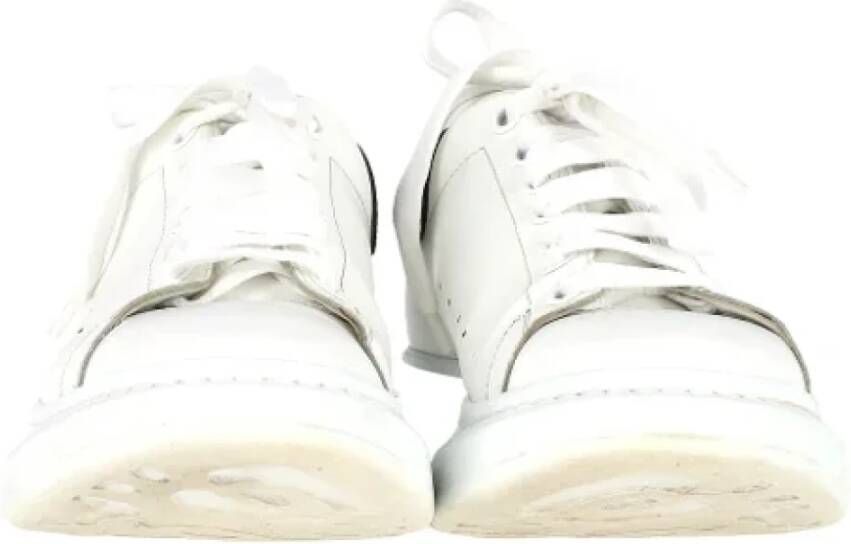 Alexander McQueen Pre-owned Leather sneakers White Dames