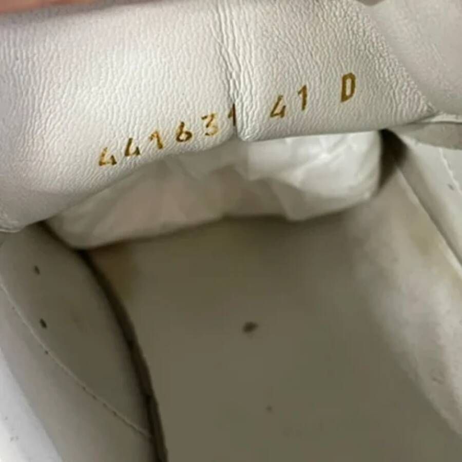 Alexander McQueen Pre-owned Leather sneakers White Dames