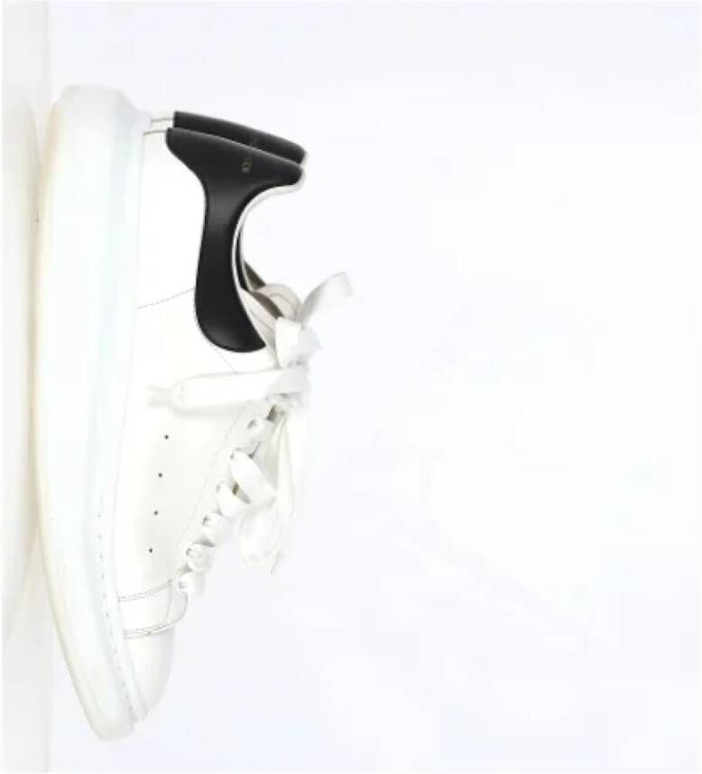 Alexander McQueen Pre-owned Leather sneakers White Dames