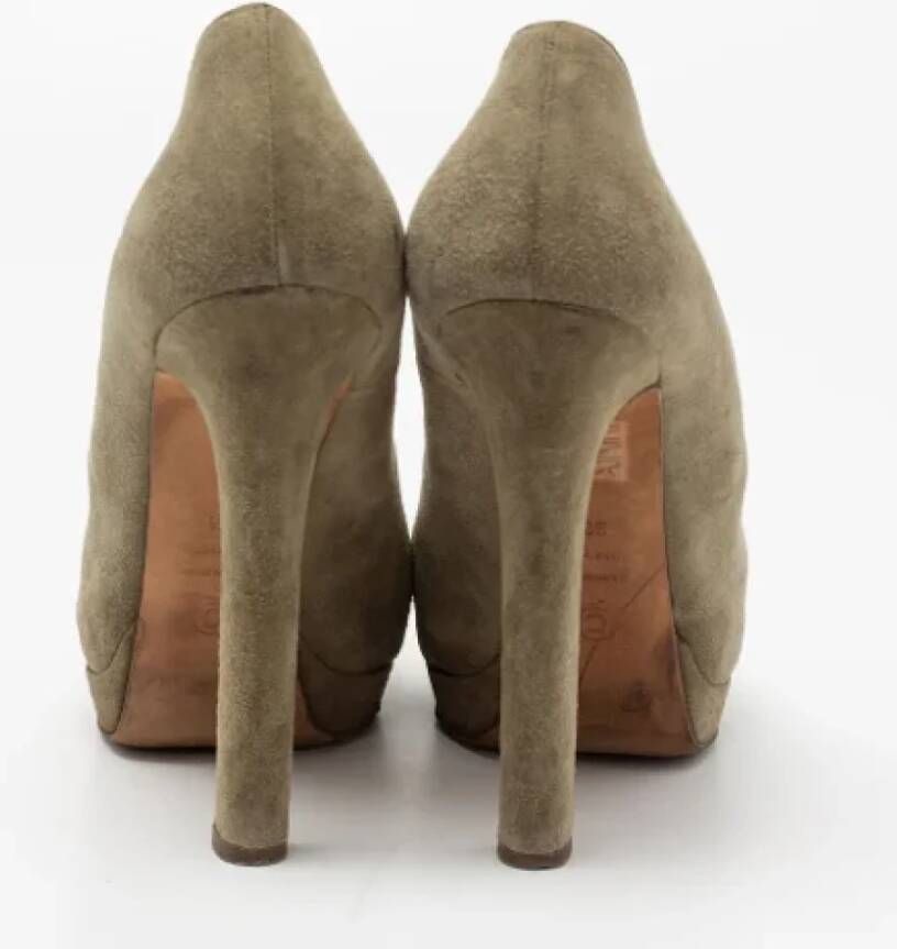 Alexander McQueen Pre-owned Suede heels Green Dames