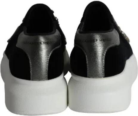 Alexander McQueen Pre-owned Velvet sneakers Black Dames