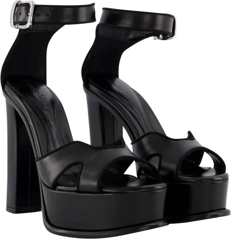 alexander mcqueen Leren pumps met zilveren hardware Zwart Dames