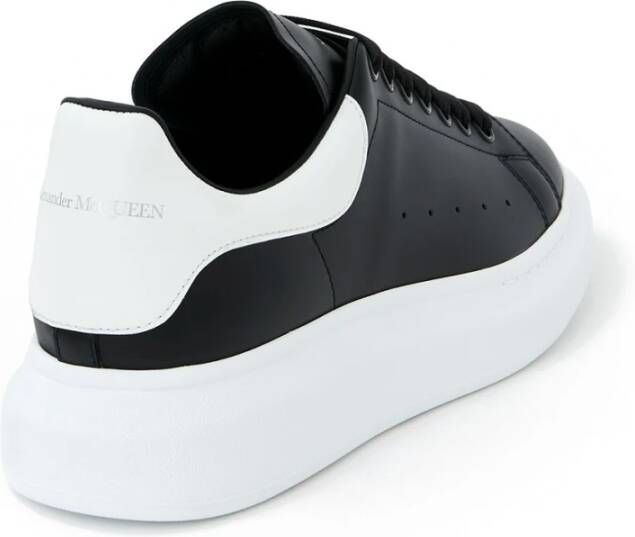 alexander mcqueen Zwarte Leren Chunky Sneakers met Witte Hiel Black Heren