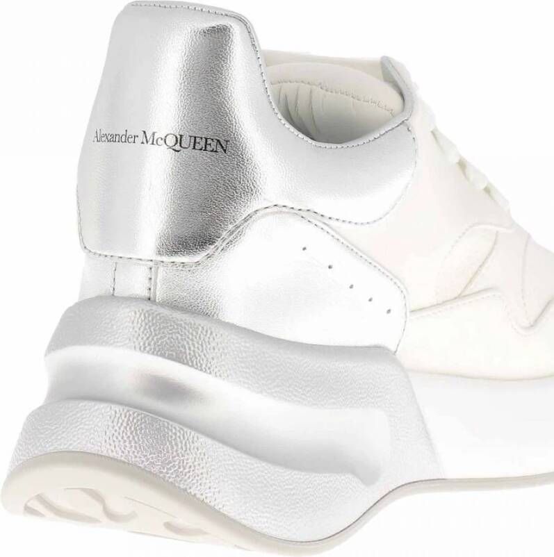 alexander mcqueen Oversized Runner Sneakers Wit Dames