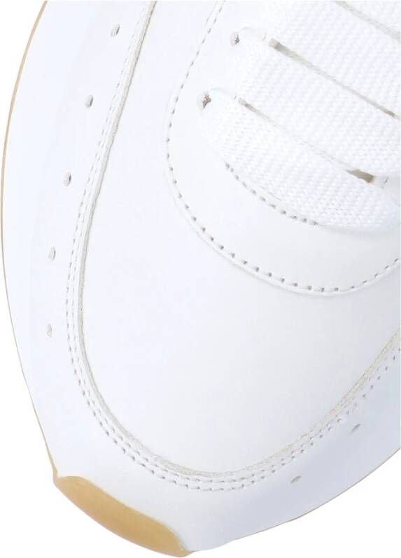 alexander mcqueen Witte Leren Modieuze Sneakers voor Dames Wit Dames