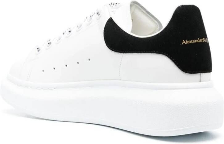 alexander mcqueen Witte Sneakers voor Dames met Zwarte Suède Detail Wit Dames