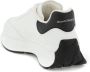 Alexander mcqueen Sprint Runner Sneakers met reliëf monogram White Dames - Thumbnail 2