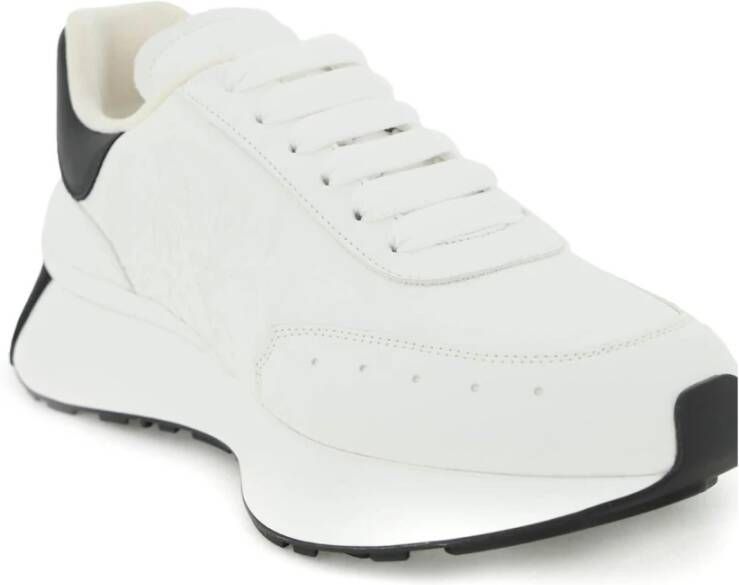 alexander mcqueen Sprint Runner Sneakers met reliëf monogram White Dames