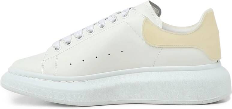 Alexander McQueen Witte Gele Sneakers Kalfsleer Rubberen Zool