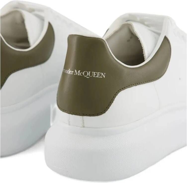 Alexander McQueen Witte Oversized Sneakers in Khaki